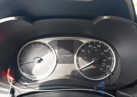 2024 Nissan Versa 1.6 S z USA, uszkodzony, nr VIN 3N1CN8DV7RL930449